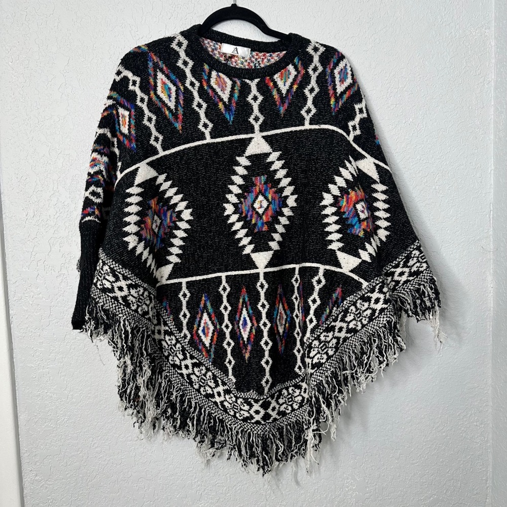 Tribal Fringe Poncho Sweater Knit Black White Rainbow Boho‎ Southwestern OS